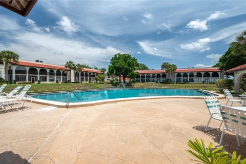 Condo in Lake Wales, Florida, 2 bedrooms  № 1662968 - photo 26