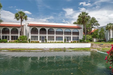 Condo in Lake Wales, Florida, 2 bedrooms  № 1662968 - photo 22