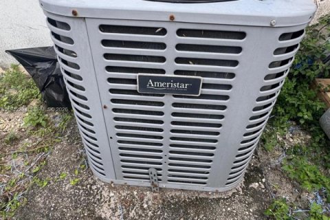 Купить коммерческую недвижимость в Майами, Флорида 128.02м2, № 2054449 - фото 15