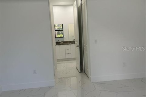 Villa ou maison à vendre à Lehigh Acres, Floride: 4 chambres, 145.86 m2 № 1635084 - photo 22
