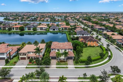 Villa ou maison à louer à Parkland, Floride: 6 chambres, 533.44 m2 № 2168392 - photo 2