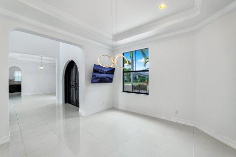 Villa ou maison à louer à Parkland, Floride: 6 chambres, 533.44 m2 № 2168392 - photo 13