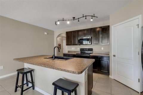 House in Bradenton, Florida 4 bedrooms, 171.5 sq.m. № 2350196 - photo 9