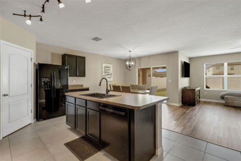 House in Bradenton, Florida 4 bedrooms, 171.5 sq.m. № 2350196 - photo 7