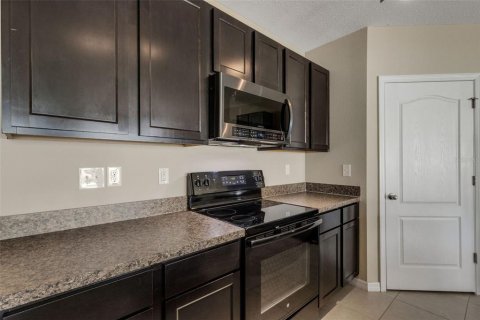 House in Bradenton, Florida 4 bedrooms, 171.5 sq.m. № 2350196 - photo 10