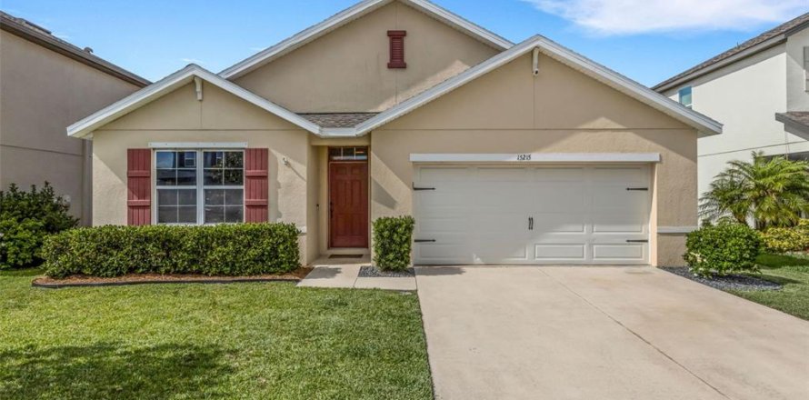 House in Bradenton, Florida 4 bedrooms, 171.5 sq.m. № 2350196