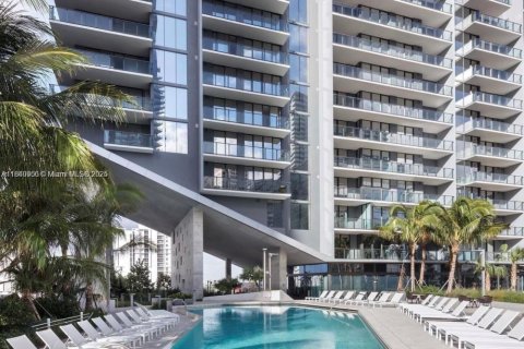 Copropriété à vendre à Miami, Floride: 2 chambres, 128.48 m2 № 1857007 - photo 27