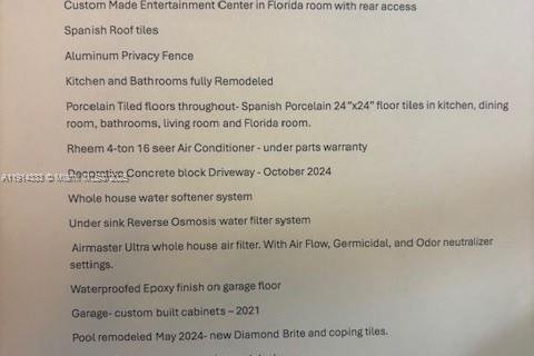 Casa en venta en Hialeah, Florida, 3 dormitorios, 143.35 m2 № 1970981 - foto 5