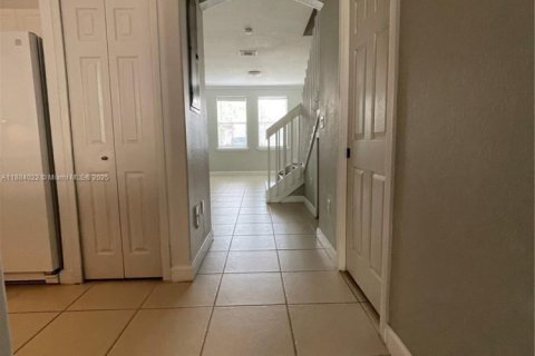 Copropriété à louer à Doral, Floride: 3 chambres, 152.55 m2 № 1931451 - photo 20