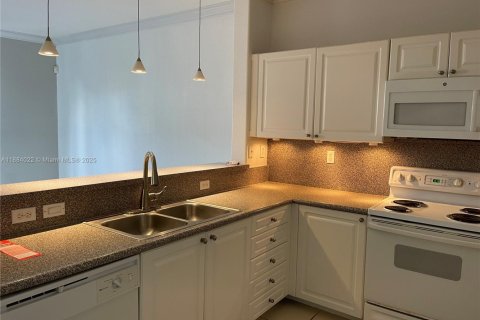 Copropriété à louer à Doral, Floride: 3 chambres, 152.55 m2 № 1931451 - photo 3