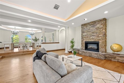 Casa en venta en Southwest Ranches, Florida, 4 dormitorios, 554.16 m2 № 1932382 - foto 4