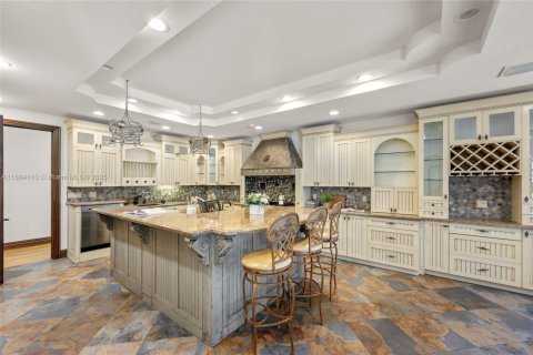 Casa en venta en Southwest Ranches, Florida, 4 dormitorios, 554.16 m2 № 1932382 - foto 17