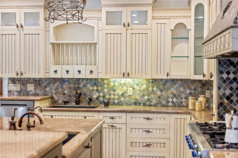 Casa en venta en Southwest Ranches, Florida, 4 dormitorios, 554.16 m2 № 1932382 - foto 19