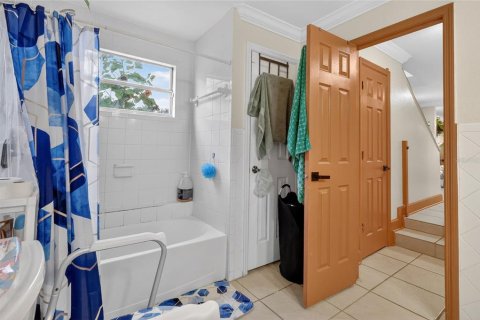 Купить виллу или дом в Фиш-Хок, Флорида 5 комнат, 205.13м2, № 2239758 - фото 26