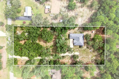 House in Dunnellon, Florida 4 bedrooms, 209.59 sq.m. № 2285073
