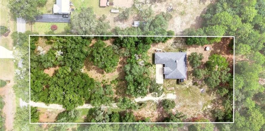Casa en Dunnellon, Florida 4 dormitorios, 209.59 m2 № 2285073