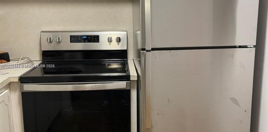 Condo in West Palm Beach, Florida, 1 bedroom  № 1842640