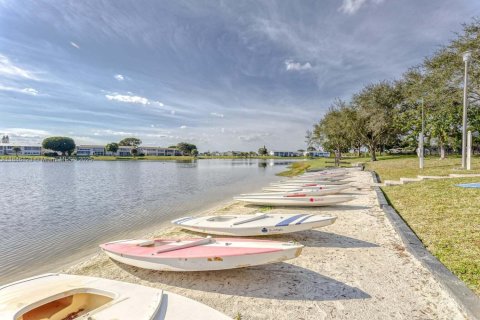 Condo in West Palm Beach, Florida, 1 bedroom  № 1842640 - photo 27