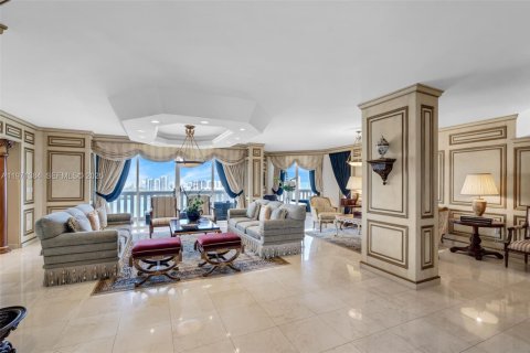 Купить кондоминиум в Авентура, Флорида 5 спален, 397.71м2, № 2042243 - фото 8