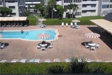 Copropriété à vendre à Margate, Floride: 2 chambres, 85.47 m2 № 2084306 - photo 29
