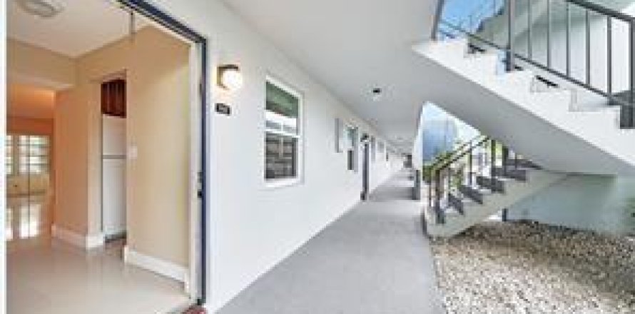 Condo à Margate, Floride, 2 chambres  № 2084306