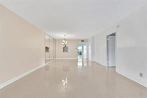 Copropriété à vendre à Margate, Floride: 2 chambres, 85.47 m2 № 2084306 - photo 19