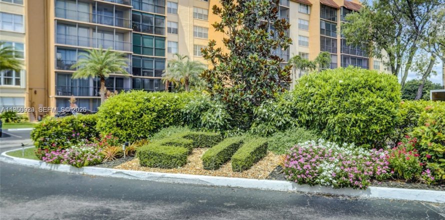 Condominio en Lauderhill, Florida, 1 dormitorio  № 2055110