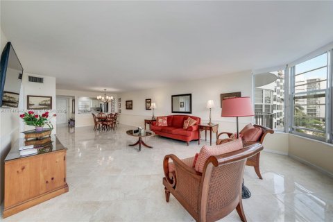 Condominio en venta en Fort Lauderdale, Florida, 2 dormitorios, 134.71 m2 № 1701895 - foto 9