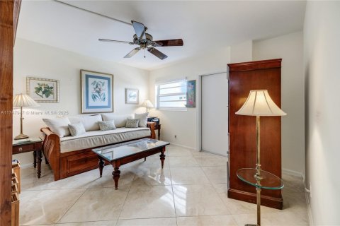Condominio en venta en Fort Lauderdale, Florida, 2 dormitorios, 134.71 m2 № 1701895 - foto 19