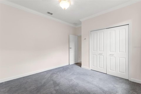 House in Davenport, Florida 4 bedrooms, 230.96 sq.m. № 2220597 - photo 19