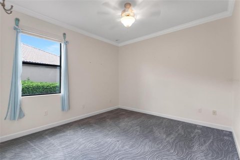 House in Davenport, Florida 4 bedrooms, 230.96 sq.m. № 2220597 - photo 18