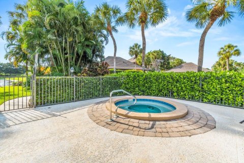 Condo in Wellington, Florida, 3 bedrooms  № 787166 - photo 1