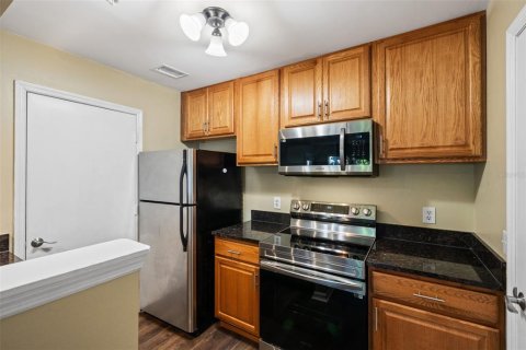 Copropriété à louer à Saint Petersburg, Floride: 1 chambre, 57.23 m2 № 2386462 - photo 12