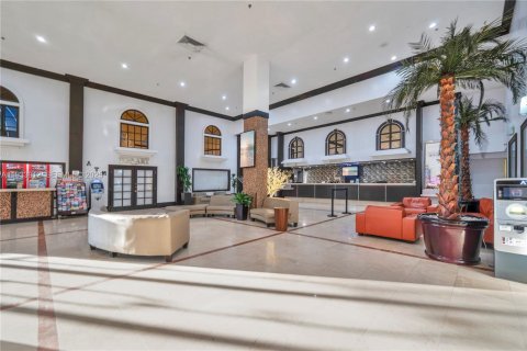 Condominio en alquiler en Sunny Isles Beach, Florida, 33.44 m2 № 1992183 - foto 20