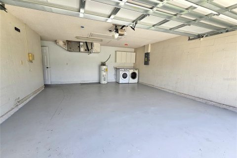 House in Poinciana, Florida 3 bedrooms, 149.76 sq.m. № 1869085 - photo 20