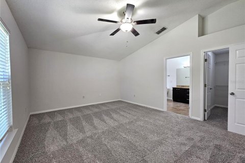 House in Poinciana, Florida 3 bedrooms, 149.76 sq.m. № 1869085 - photo 11