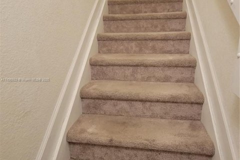 Apartamento en alquiler en Doral, Florida, 2 dormitorios, 101.08 m2 № 1950269 - foto 8