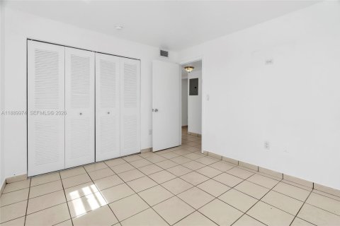 Appartement à louer à Miami, Floride: 2 chambres № 2169723 - photo 12