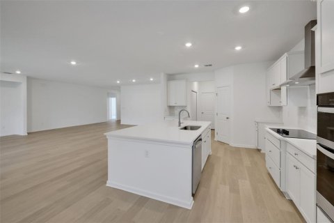 House in Palm Coast, Florida 4 bedrooms, 231.61 sq.m. № 2351551 - photo 7