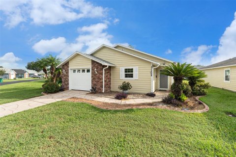 Villa ou maison à vendre à Zephyrhills, Floride: 2 chambres, 120.96 m2 № 1914229 - photo 3
