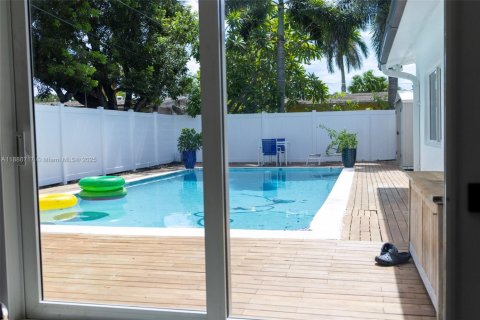 Villa ou maison à vendre à Pompano Beach, Floride: 4 chambres № 1946170 - photo 21