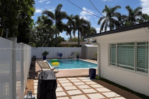 Villa ou maison à vendre à Pompano Beach, Floride: 4 chambres № 1946170 - photo 24