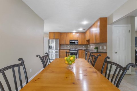 House in Winter Park, Florida 4 bedrooms, 177.07 sq.m. № 1876757 - photo 14