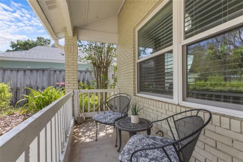 House in Winter Park, Florida 4 bedrooms, 177.07 sq.m. № 1876757 - photo 4