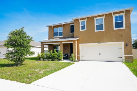 House in Tavares, Florida 5 bedrooms, 241.64 sq.m. № 1736600 - photo 3