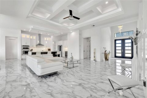 Villa ou maison à vendre à Punta Gorda, Floride: 3 chambres, 235.04 m2 № 2112708 - photo 4