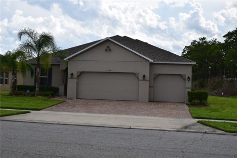 House in Orlando, Florida 4 bedrooms, 258.83 sq.m. № 1529202 - photo 1