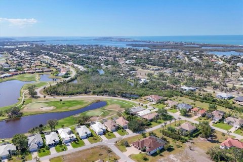 House in Placida, Florida 3 bedrooms, 166.67 sq.m. № 1635920 - photo 3