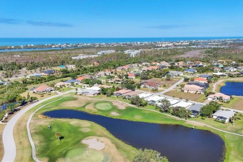 House in Placida, Florida 3 bedrooms, 166.67 sq.m. № 1635920 - photo 4