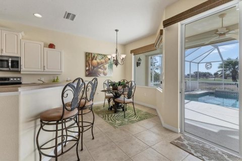 House in Placida, Florida 3 bedrooms, 166.67 sq.m. № 1635920 - photo 17